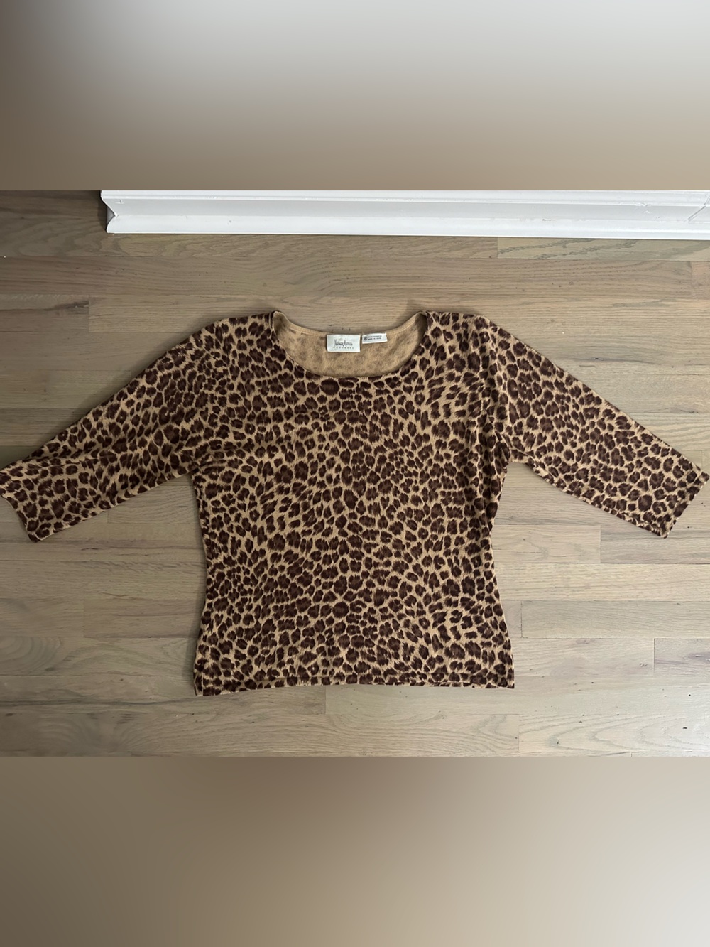 Vintage Neiman Marcus Leopard Print Cashmere 3/4 Sleeve Scoop Neck Sweater